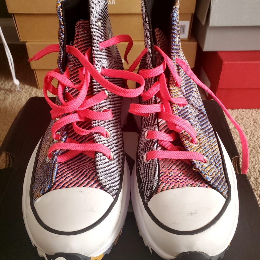 Converse Run Star Hike